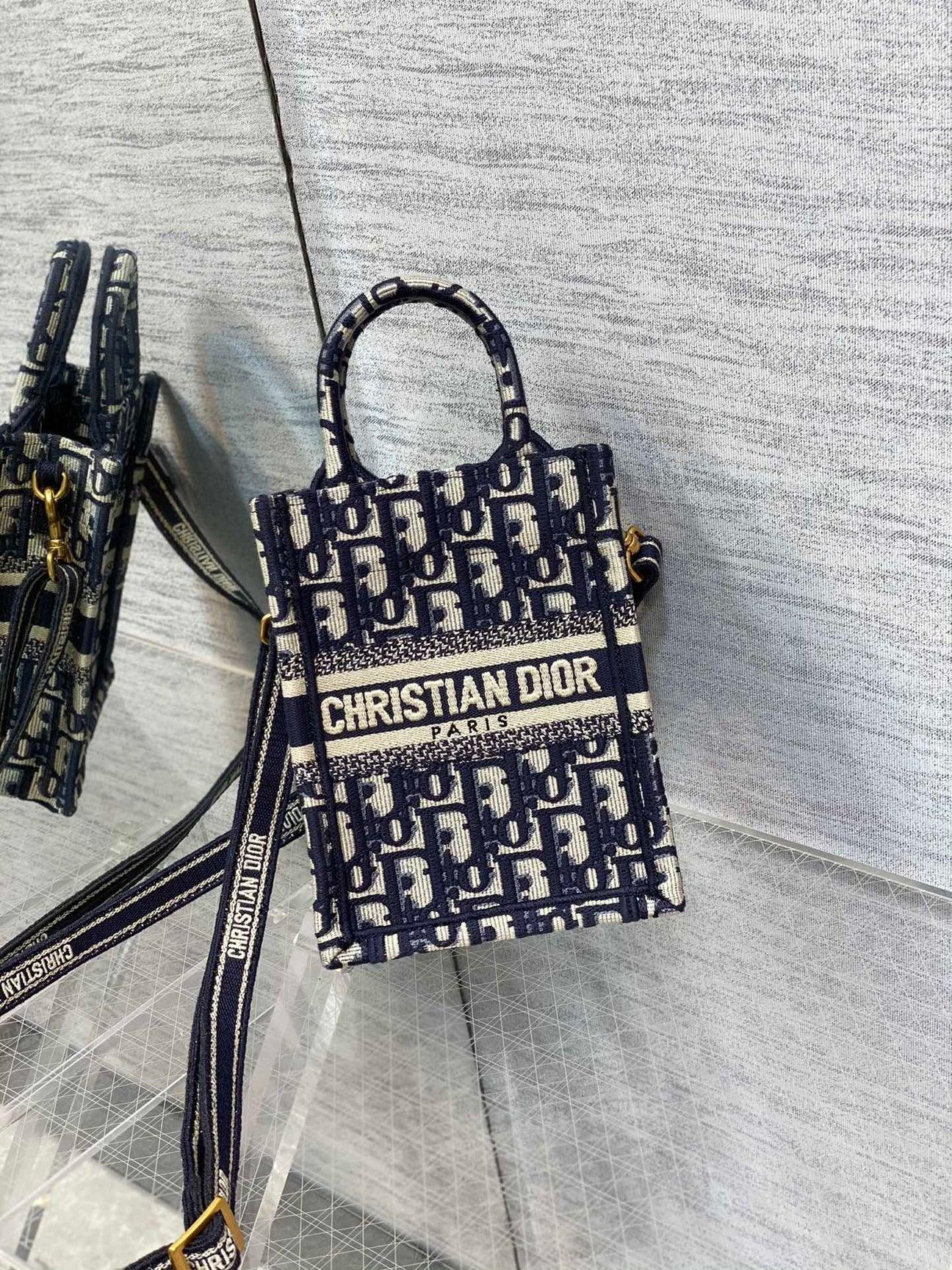 Lady C.D Phone Pouch