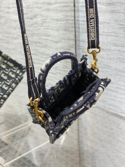 Lady C.D Phone Pouch